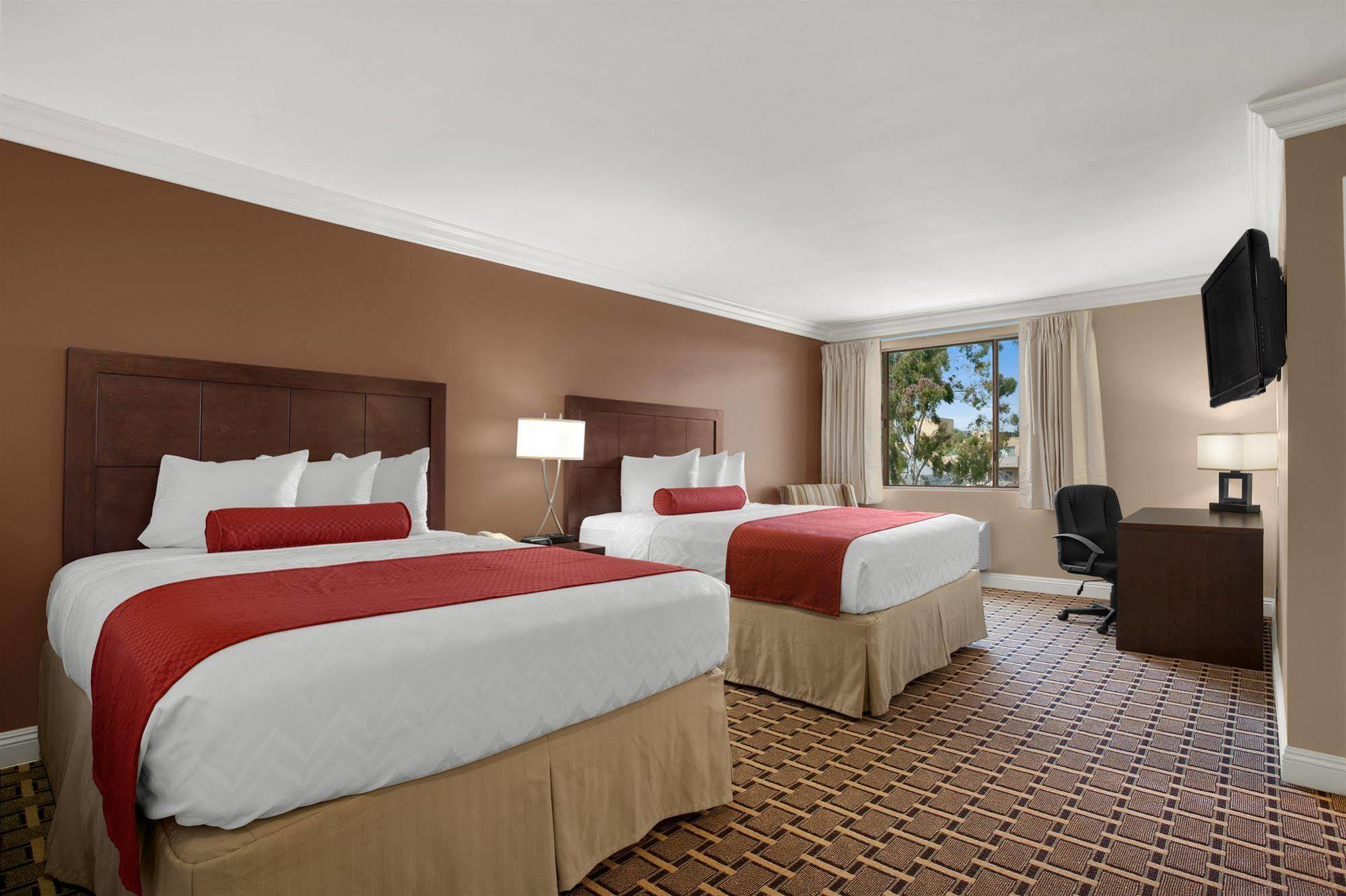 Best Western Plus La Mid-Town Hotel Лос-Анджелес Екстер'єр фото